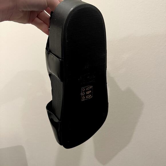 Simon Miller Dip Patent Vegan Leather Platform Slingback Sandals - Picture 5 of 6